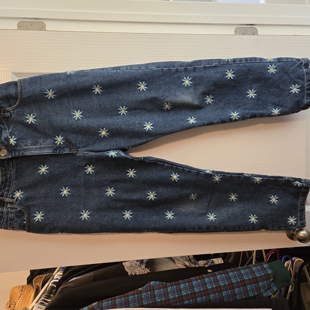Women's Daisy Print Mom Jeans